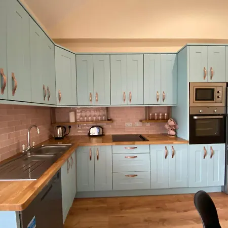 Apartment 413 - Kylemore Salrock