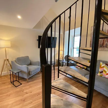 Apartment 413 - Kylemore Salrock